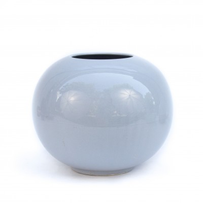 Ceramiczny wazon kula.